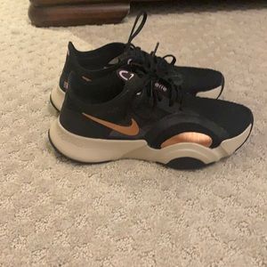 Nike Superrep Training Shoes in Black
